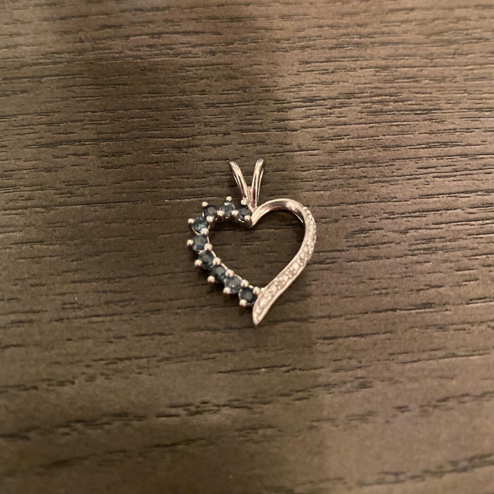 Sterling silver heart pendant